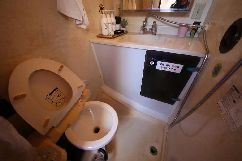 Marine City Club Yacht Stay Pusan
